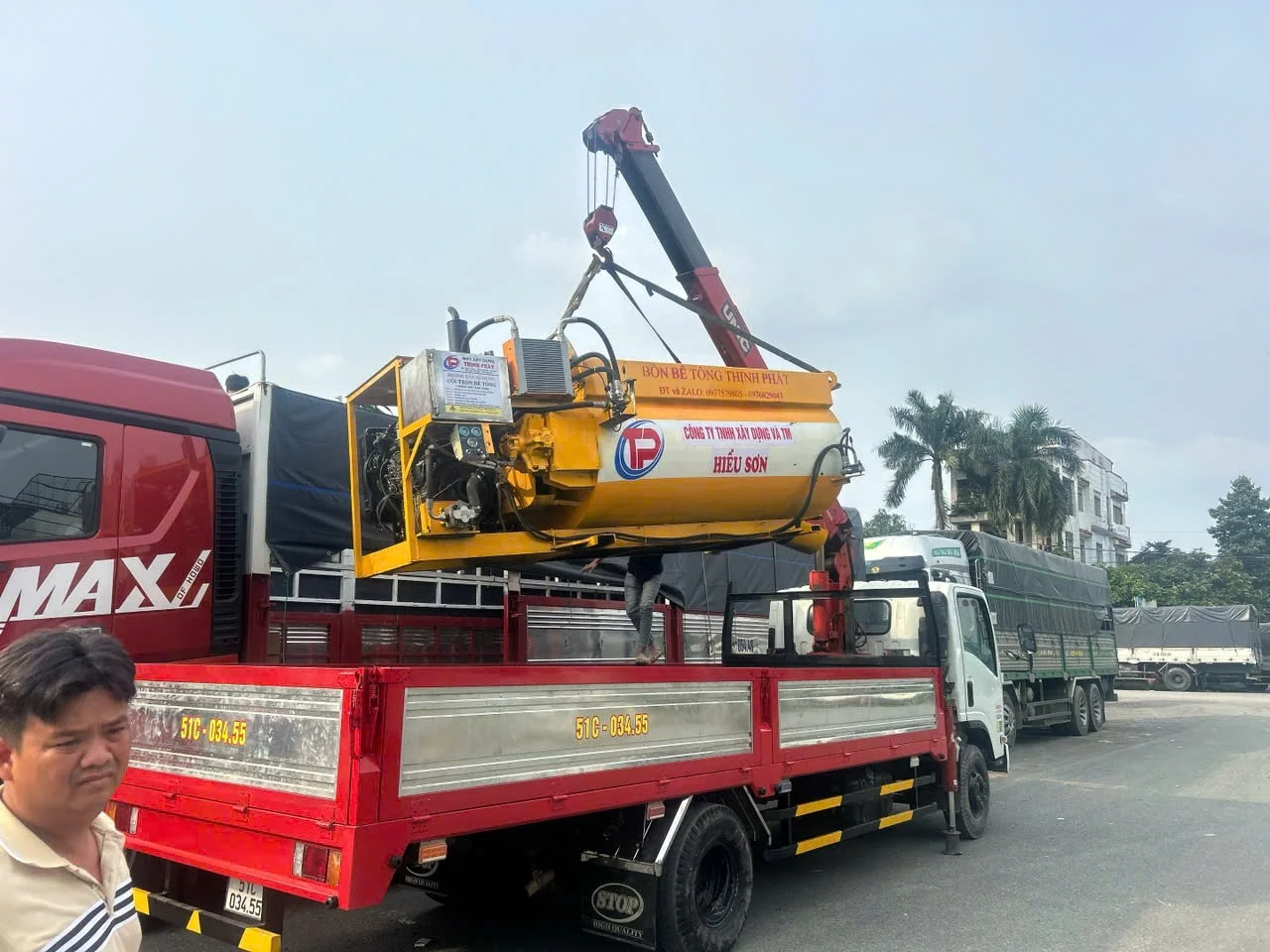 cho thu&ecirc; xe cẩu 5 tấn